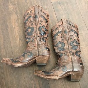 Corral Distressed Black & Brown Boots